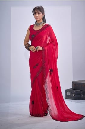 Sari rouge en satin orné de pierres et de sequins SR30015