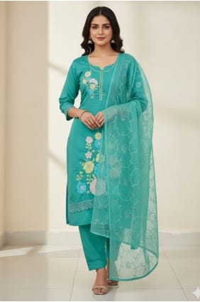 Salwar Kameez en soie brodée vert mer avec dupatta SK159079
