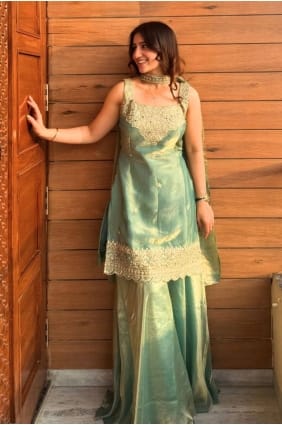 Ensemble Sharara vert d'eau brodé en soie avec Dupatta SS1370