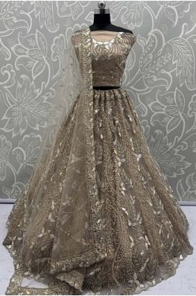 Lehenga Choli en filet doré avec broderie à paillettes LC8655