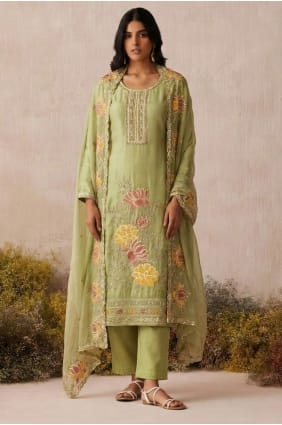 Salwar Kameez brodé à paillettes couleur pistache avec dupatta SK156054