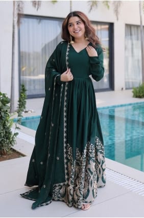 Ensemble Anarkali en soie brodée verte avec dupatta AS4308