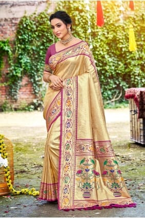 Sari en soie beige brodée pour les fêtes SR29832