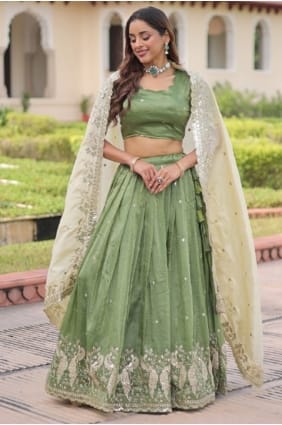 Lehenga Choli en soie brodée verte LC8878