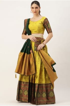 Lehenga Choli jaune-vert en soie brodée LC9017