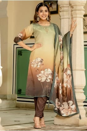 Salwar Kameez en soie verte imprimée numérique avec dupatta SK155829