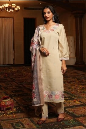 Salwar Kameez en soie crème brodée pour l'Aïd avec dupatta SK155966