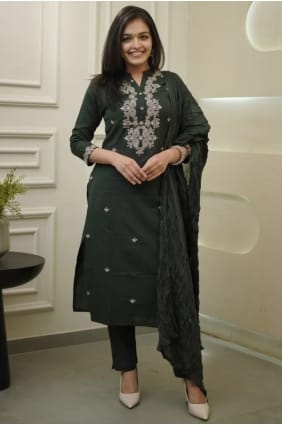 Mahendi Brodé Eid Salwar Kameez en Soie SK155997