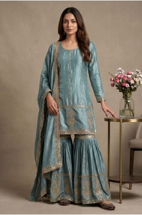 Salwar Kameez bleu ciel en soie brodée SS1379