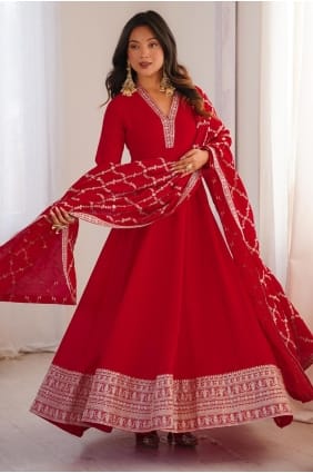 Ensemble sharara en soie rouge à sequins avec dupatta GW1248