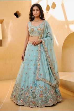 Lehenga Choli en organza ciel avec broderies LC9223