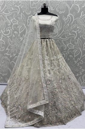 Lehenga Choli en tulle blanc orné de pierres et de perles LC8716