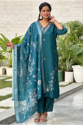 Salwar Kameez bleu sarcelle en soie brodée SK15754