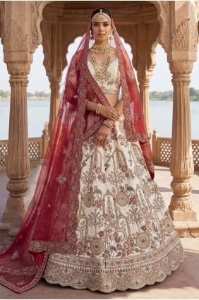 Lehenga Choli en soie blanc cassé brodée LC9013