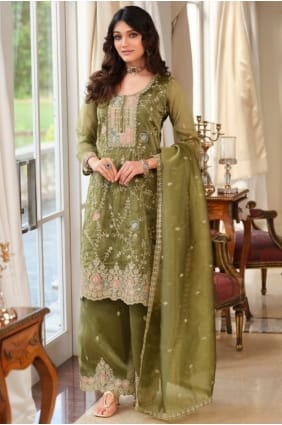 Salwar Kameez en soie avec fil vert Mehendi SK159068