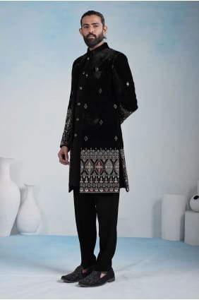 Kurta noire pour homme en velours avec broderies KURR249