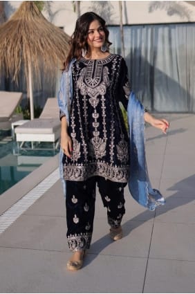 Ensemble Salwar bleu en velours Zari SS1306