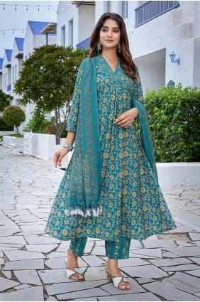 costume droit bleu sarcelle à imprimé numérique en viscose avec dupatta SK155412