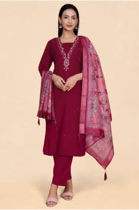 Costume droit magenta en viscose faite à la main SK156127