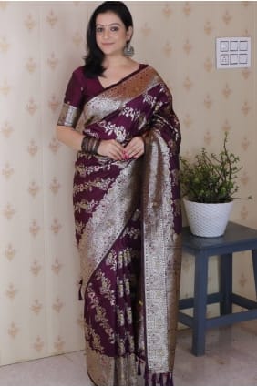 Sari en soie Banarasi tissée couleur vin avec chemisier SR28984