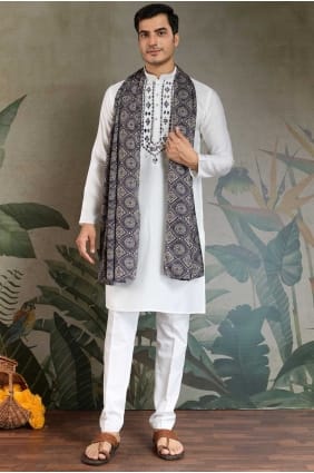 Kurta pour homme en viscose blanche brodée KURR599