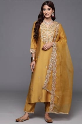 Salwar Kameez jaune brodé pour l'Aïd en soie Chanderi SK155915
